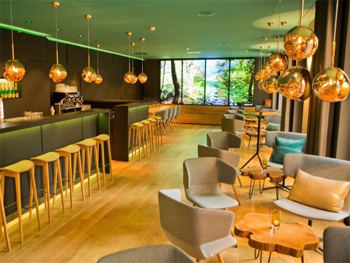 Emils Bar & Lounge